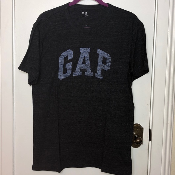 GAP Other - NWOT Gap heather grey tee shirt size Med